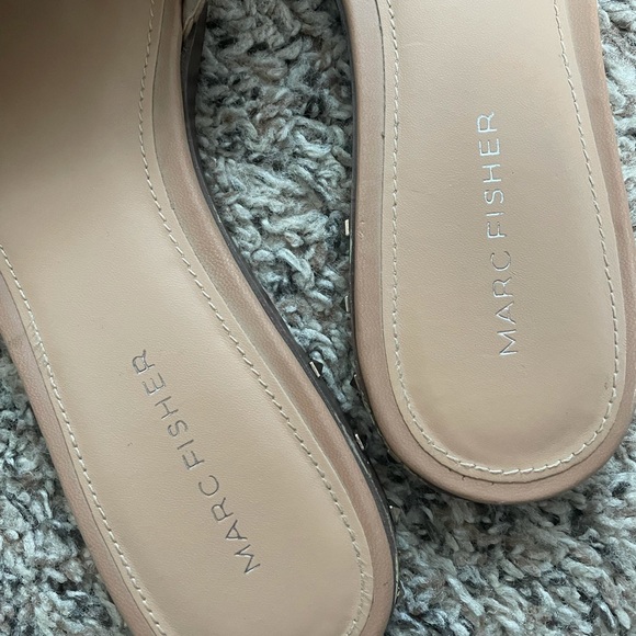 Marc Fisher Jeremy basket weave slides - Picture 2 of 5